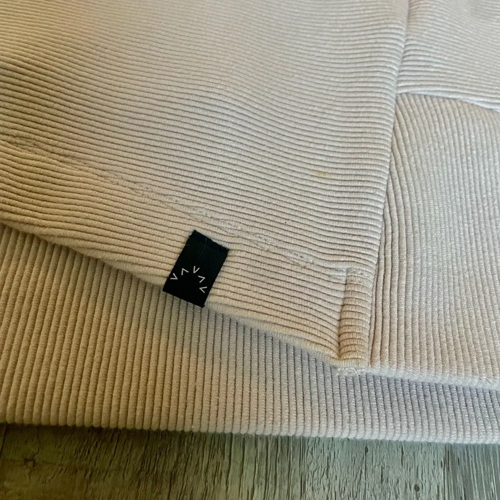 Varley Ribbed Cropped Turtleneck Sweatshirt in Dusty Rose Sz. S - Picture 6 of 7